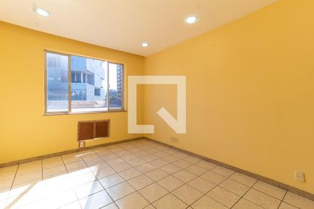 Sala/Quarto de apartamento para alugar com 1 quarto, 27m² em Centro, Rio de Janeiro