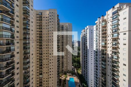 Vista da Varanda da Sala de apartamento à venda com 2 quartos, 69m² em Jardim Tupanci, Barueri