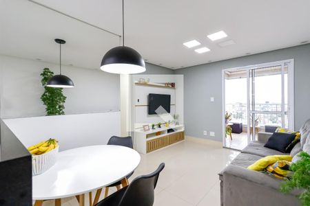 Sala de apartamento à venda com 3 quartos, 70m² em Vila Paiva, São Paulo