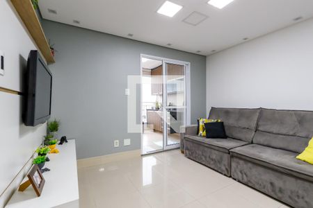 Sala de apartamento à venda com 3 quartos, 70m² em Vila Paiva, São Paulo