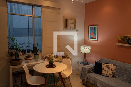 Sala de apartamento para alugar com 2 quartos, 64m² em Maracanã, Rio de Janeiro