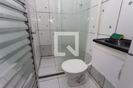 Banheiro de kitnet/studio para alugar com 1 quarto, 20m² em Centro, Diadema