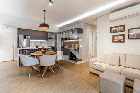 Sala de apartamento à venda com 2 quartos, 70m² em Vila Nova Conceição, São Paulo