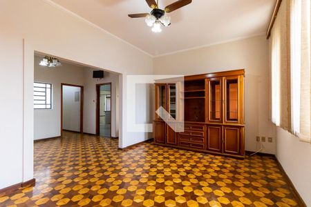 Sala de casa à venda com 3 quartos, 200m² em Vila Nogueira, Campinas