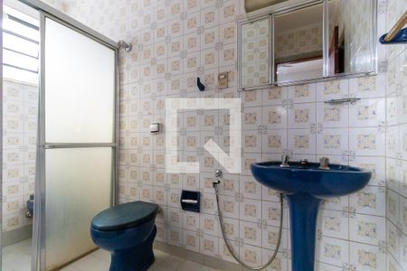 Banheiro da suíte de casa à venda com 3 quartos, 200m² em Vila Nogueira, Campinas