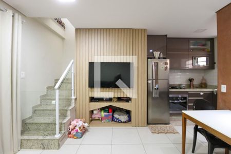 Sala/Cozinha de casa de condomínio à venda com 2 quartos, 110m² em Vila Alpina, São Paulo