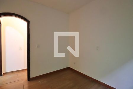 Quarto de casa para alugar com 1 quarto, 60m² em Jardim Alzira Franco, Santo André