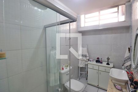 Banheiro da Suíte de casa para alugar com 3 quartos, 200m² em Vila Floresta, Santo André