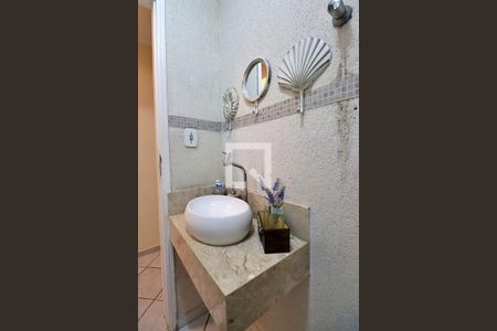 Lavabo de casa à venda com 3 quartos, 200m² em Vila Floresta, Santo André