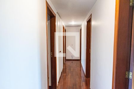 Corredor de apartamento à venda com 4 quartos, 178m² em Planalto Paulista, São Paulo