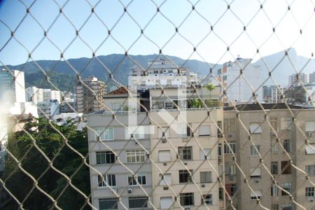 Sala vista de apartamento à venda com 2 quartos, 60m² em Leblon, Rio de Janeiro
