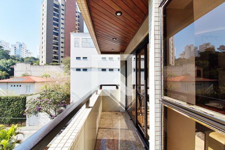 Varanda da Sala de apartamento para alugar com 3 quartos, 250m² em Vila Suzana, São Paulo