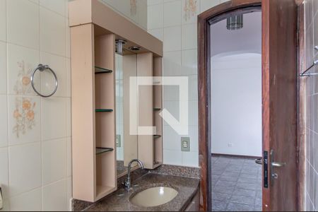 Apartamento à venda com 68m², 2 quartos e 1 vaga Apartamento à venda com 68m², 2 quartos e 1 vagaBanheiro