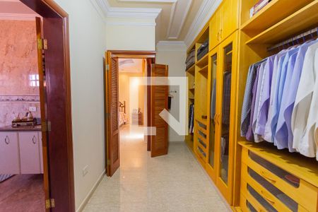 Closet da suíte de casa à venda com 4 quartos, 365m² em Jardim Eulina, Campinas