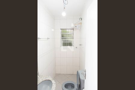 Banheiro 1 de casa à venda com 3 quartos, 200m² em Jardim Miriam, Diadema