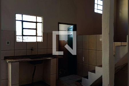 Cozinha de casa para alugar com 1 quarto, 35m² em Jardim Maringá, São Paulo