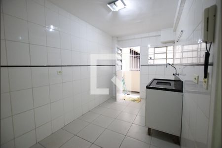 Cozinha de apartamento para alugar com 1 quarto, 42m² em Vila Mariana, São Paulo