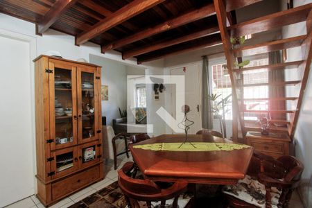 Sala - 1° andar de casa à venda com 2 quartos, 78m² em Jardim Leopoldina, Porto Alegre