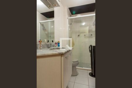 Apartamento para alugar com 65m², 2 quartos e 1 vaga Apartamento para alugar com 65m², 2 quartos e 1 vagaBanheiro 2