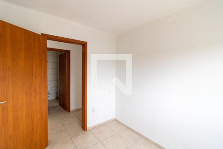 Quarto 1 de apartamento para alugar com 2 quartos, 55m² em Chapéu do Sol, Porto Alegre