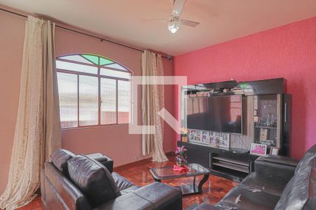 Sala de casa à venda com 5 quartos, 130m² em Pompéia, Belo Horizonte