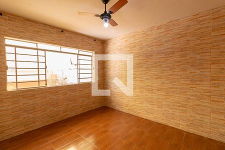 Quarto 2 de casa à venda com 3 quartos, 150m² em Bonsucesso (barreiro), Belo Horizonte