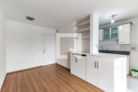 Sala de apartamento à venda com 1 quarto, 38m² em Super Quadra Morumbi, São Paulo