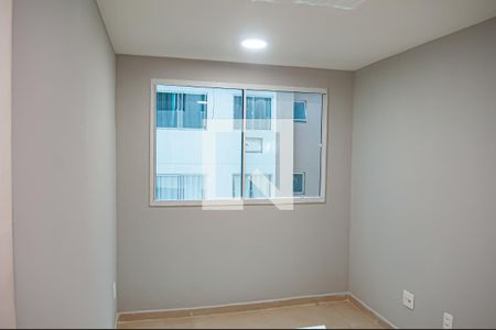 sala de apartamento para alugar com 2 quartos, 45m² em Pechincha, Rio de Janeiro