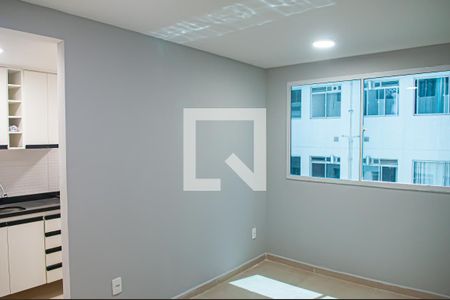 sala de apartamento para alugar com 2 quartos, 45m² em Pechincha, Rio de Janeiro