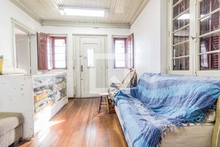 Sala de casa à venda com 4 quartos, 500m² em Medianeira, Porto Alegre