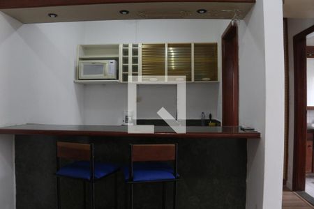 Cozinha de apartamento para alugar com 1 quarto, 35m² em Centro, São Vicente