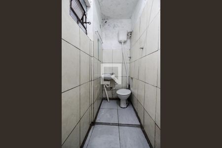 Banheiro de casa para alugar com 1 quarto, 50m² em Casa Verde Alta, São Paulo