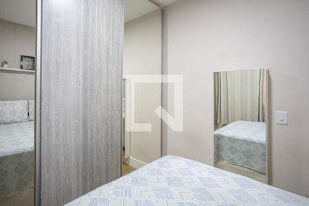 Quarto 1 de apartamento para alugar com 2 quartos, 44m² em São Pedro, Osasco