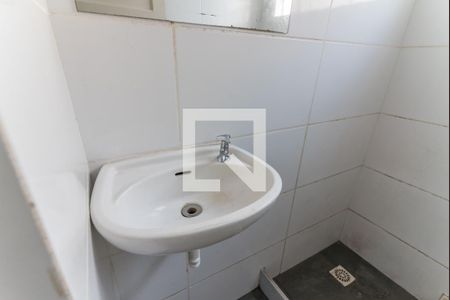 Banheiro  de casa de condomínio para alugar com 1 quarto, 53m² em São Cristóvão, Rio de Janeiro