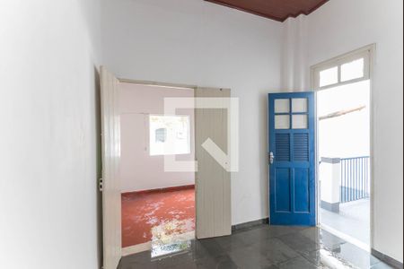Casa de condomínio para alugar com 53m², 1 quarto e sem vagaSala