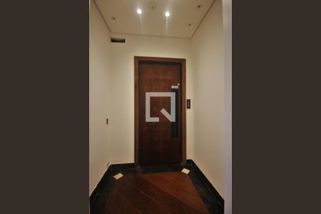 Hall privativo de apartamento à venda com 4 quartos, 308m² em Vila Andrade, São Paulo