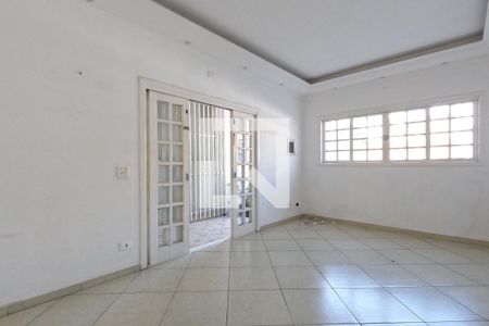 Sala de casa para alugar com 4 quartos, 272m² em Jardim Santa Clara, Guarulhos