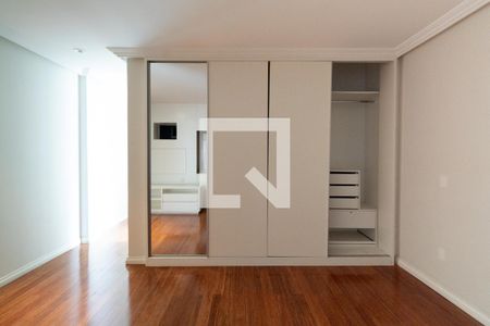 Suíte 1 de apartamento à venda com 2 quartos, 160m² em Jardim Paulista, São Paulo
