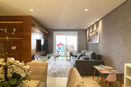 Sala de apartamento à venda com 2 quartos, 87m² em Jardim Tupanci, Barueri