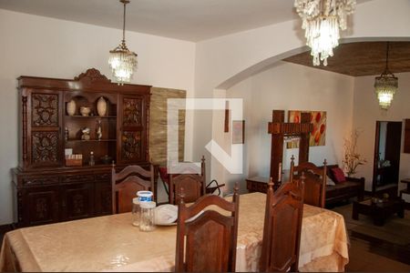 Sala de Jantar de casa à venda com 3 quartos, 250m² em Novo Eldorado, Contagem