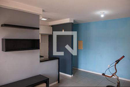 sala de apartamento para alugar com 2 quartos, 51m² em Taquara, Rio de Janeiro