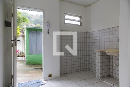 Cozinha de casa para alugar com 1 quarto, 18m² em Jabaquara, Santos