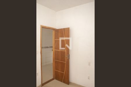 Quarto 1 de casa para alugar com 2 quartos, 50m² em Ouro Verde, Nova Iguaçu