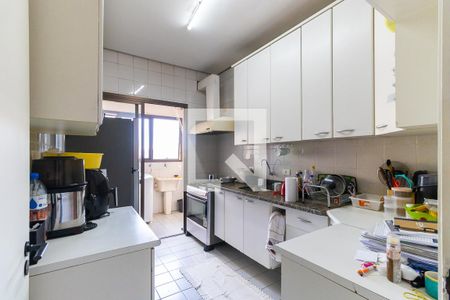 Apartamento para alugar com 170m², 3 quartos e 3 vagas Apartamento para alugar com 170m², 3 quartos e 3 vagasCozinha