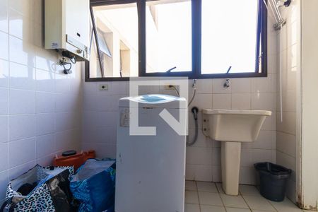 Apartamento para alugar com 170m², 3 quartos e 3 vagas Apartamento para alugar com 170m², 3 quartos e 3 vagasÁrea de serviço