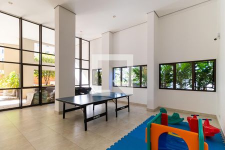 Apartamento para alugar com 170m², 3 quartos e 3 vagas Apartamento para alugar com 170m², 3 quartos e 3 vagasÁrea comum - Sala de jogos