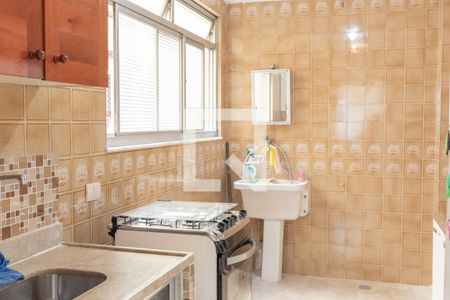 Apartamento à venda com 71m², 2 quartos e 1 vaga Apartamento à venda com 71m², 2 quartos e 1 vagaCozinha