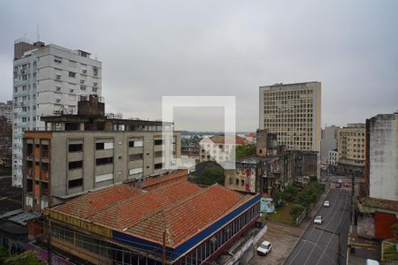 Quarto 1 - Vista de apartamento à venda com 4 quartos, 147m² em Floresta, Porto Alegre