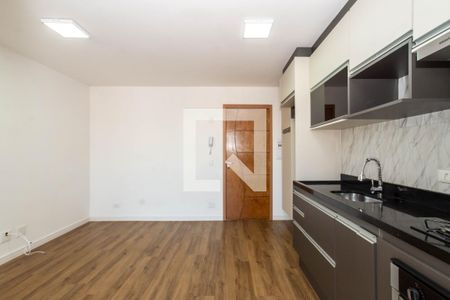 Sala/Cozinha de kitnet/studio à venda com 1 quarto, 34m² em Vila Galvão, Guarulhos