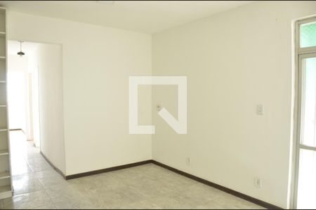 Apartamento à venda com 71m², 2 quartos e 1 vagaSala